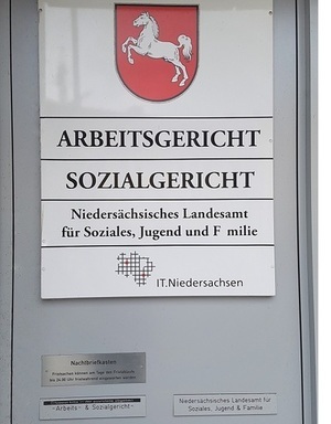 Bild des Nachtbriefkastens des Arbeitsgerichts Osnabrück